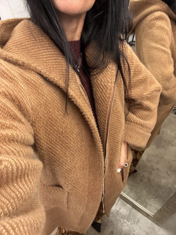 Cappotto con zip 2