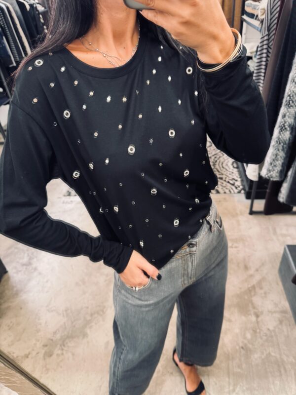 T-shirt con applicazioni 1